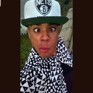 Meet your Posher, Jay